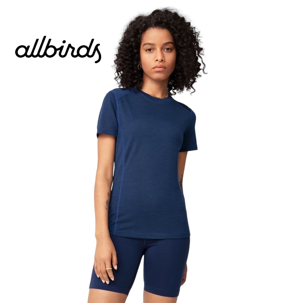Allbirds Women's Natural Run Short Sleeve Tshirt Blue